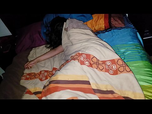 ❤️ Stiefson beréiert seng jonk Stéifmamm wärend hatt schléift. ❤❌ Porno bei eis lb.special-grasser.ru ️❤